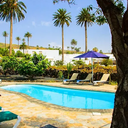 Lola Y Juan Séjour à la campagne *