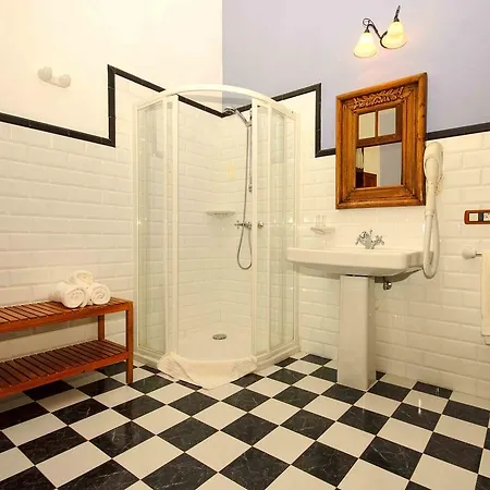 Lola Y Juan * Haría