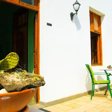 Lola Y Juan Casa de Campo Haría