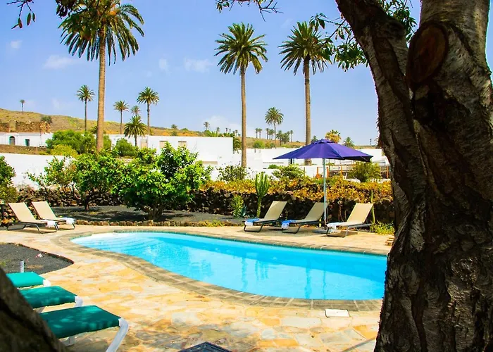 Lola Y Juan Kır Evi *