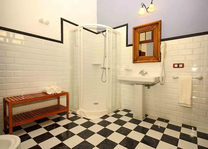 Lola Y Juan * Haría