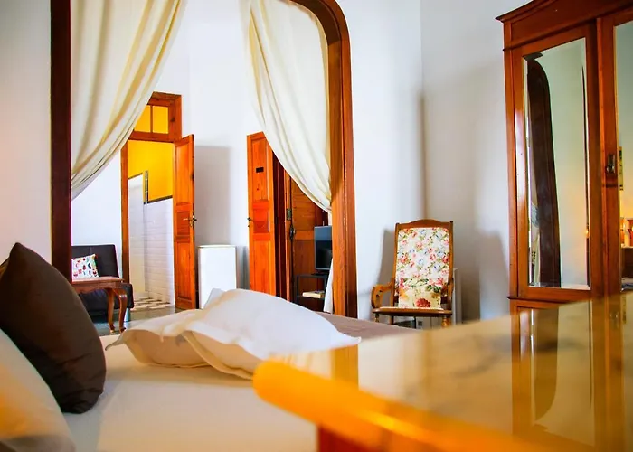 Kır Evi Lola Y Juan Haría