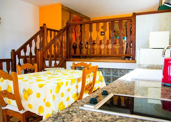 Lola Y Juan Kır Evi