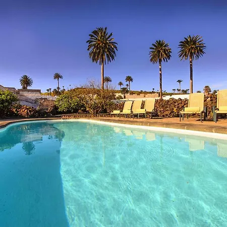 Lantställe Lola Y Juan *