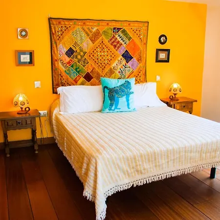 Lola Y Juan Lantställe