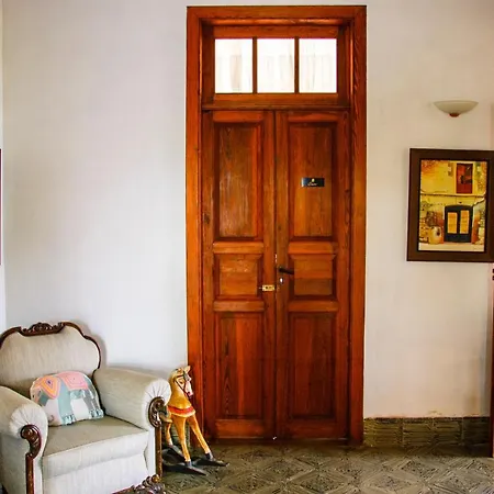 Lola Y Juan Lantställe Haría